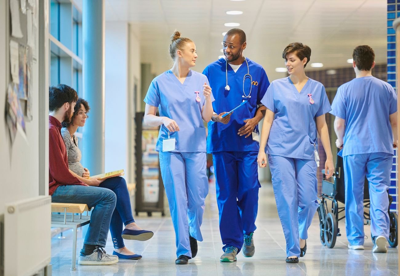 organização entre times em hospitais
